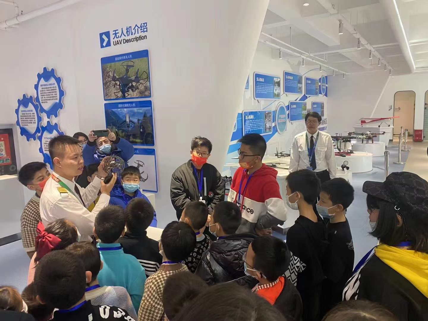 青少年學習無人機有什么好處