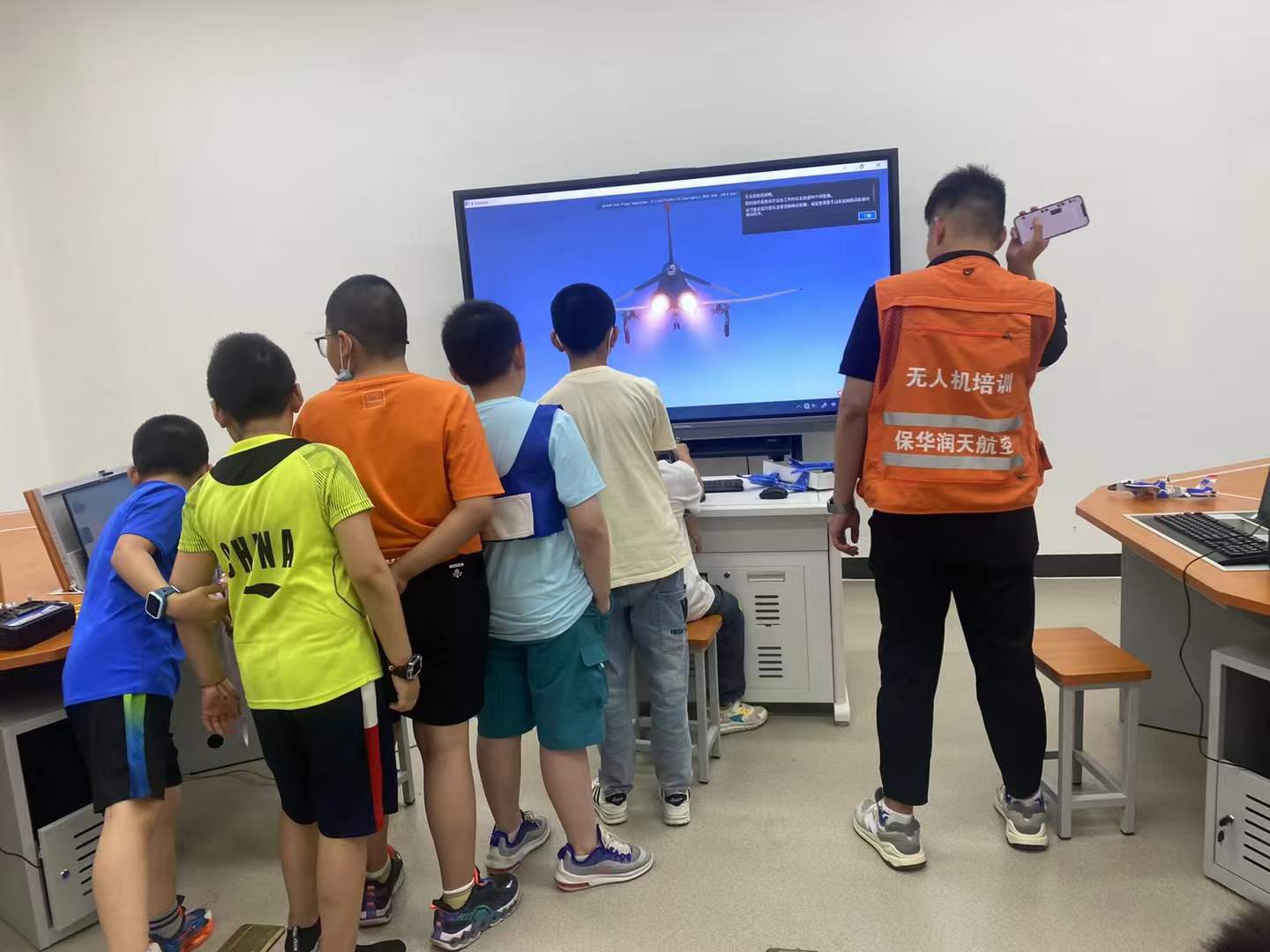 青少年學(xué)習(xí)無(wú)人機(jī)有什么好處